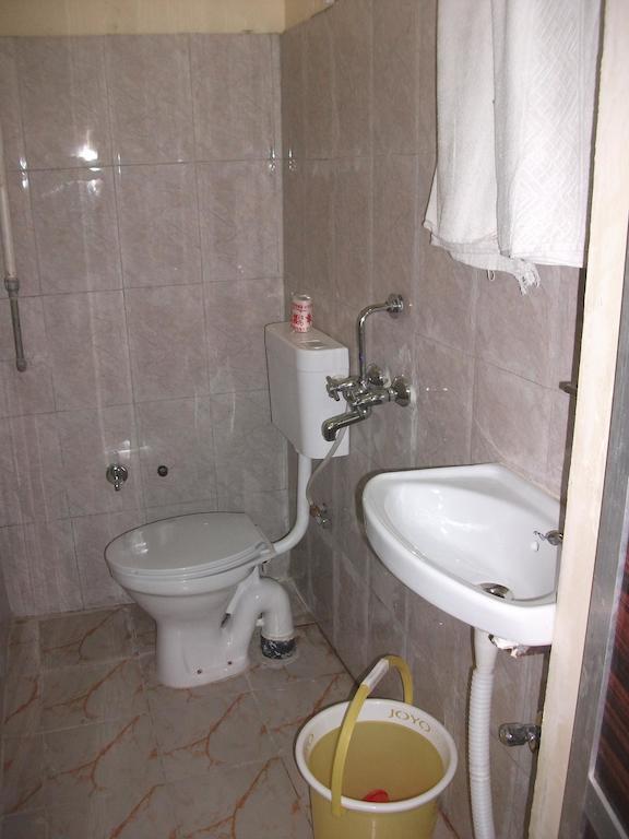 Holy City Inn Varanasi Ngoại thất bức ảnh