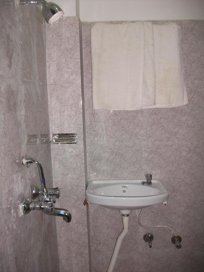 Holy City Inn Varanasi Phòng bức ảnh